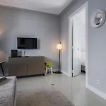 Stylish 1bdr In Bairro Alto By Lovelystay Апартаменти