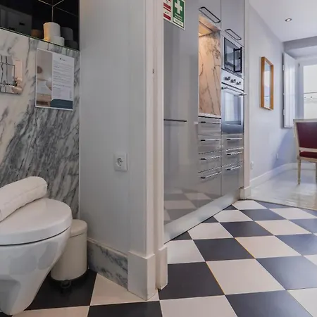 Stylish 1bdr In Bairro Alto By Lovelystay *