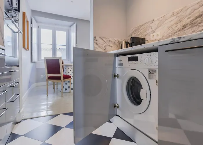 Apartment Stylish 1bdr In Bairro Alto By Lovelystay