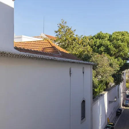 Stylish 1bdr In Bairro Alto By Lovelystay Apartmán